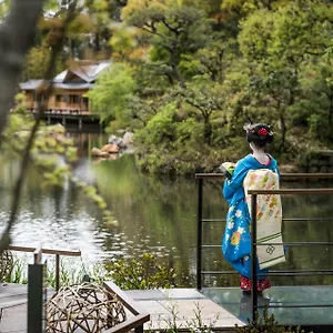 Four Seasons 5* Kyoto